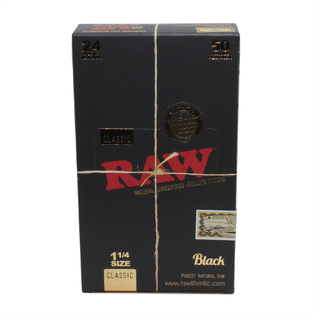 RAW Classic 1¼ Black Rolling Papers -24ct